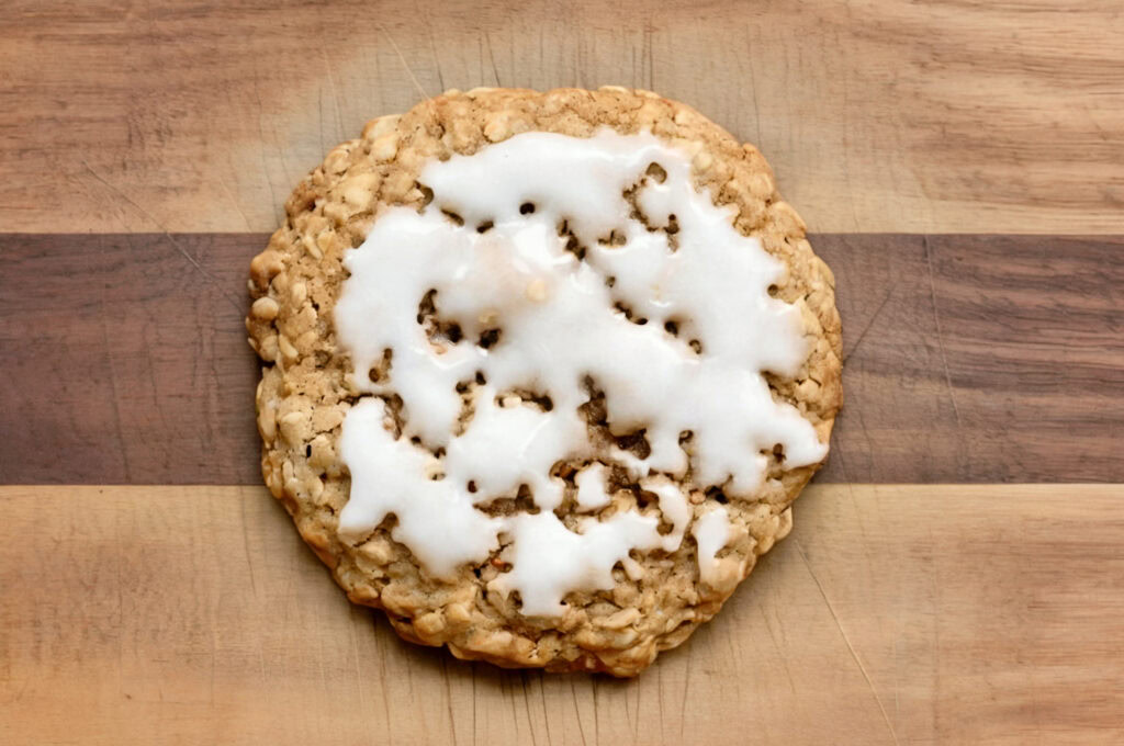 Lemon Iced Oatmeal Cookies