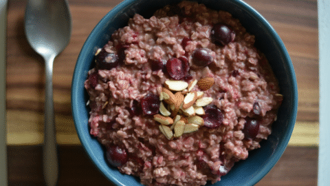 Almond Cherry Oatmeal