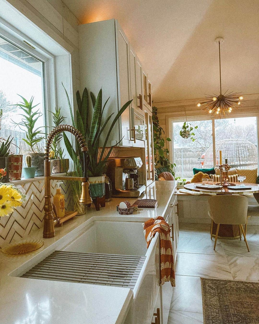 Snake Plants Bring Vertical Boho Greenery To Kitchen Windowsill