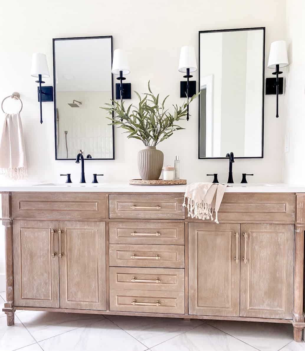 Light Wood Vanity with Subtle Gold Drawer Pulls