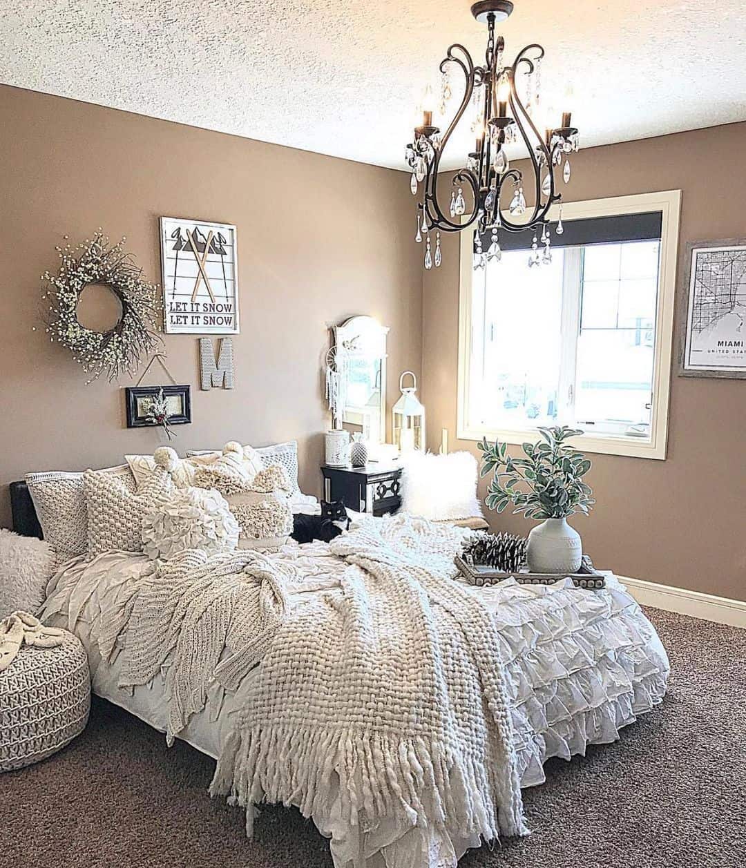 Textured White Bedding Creates a Cozy, Ruffled Haven