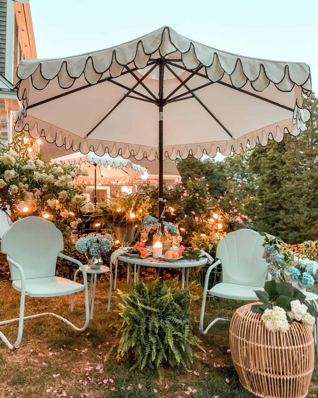 Scalloped Umbrella Adds Whimsy to Your Backyard Dining