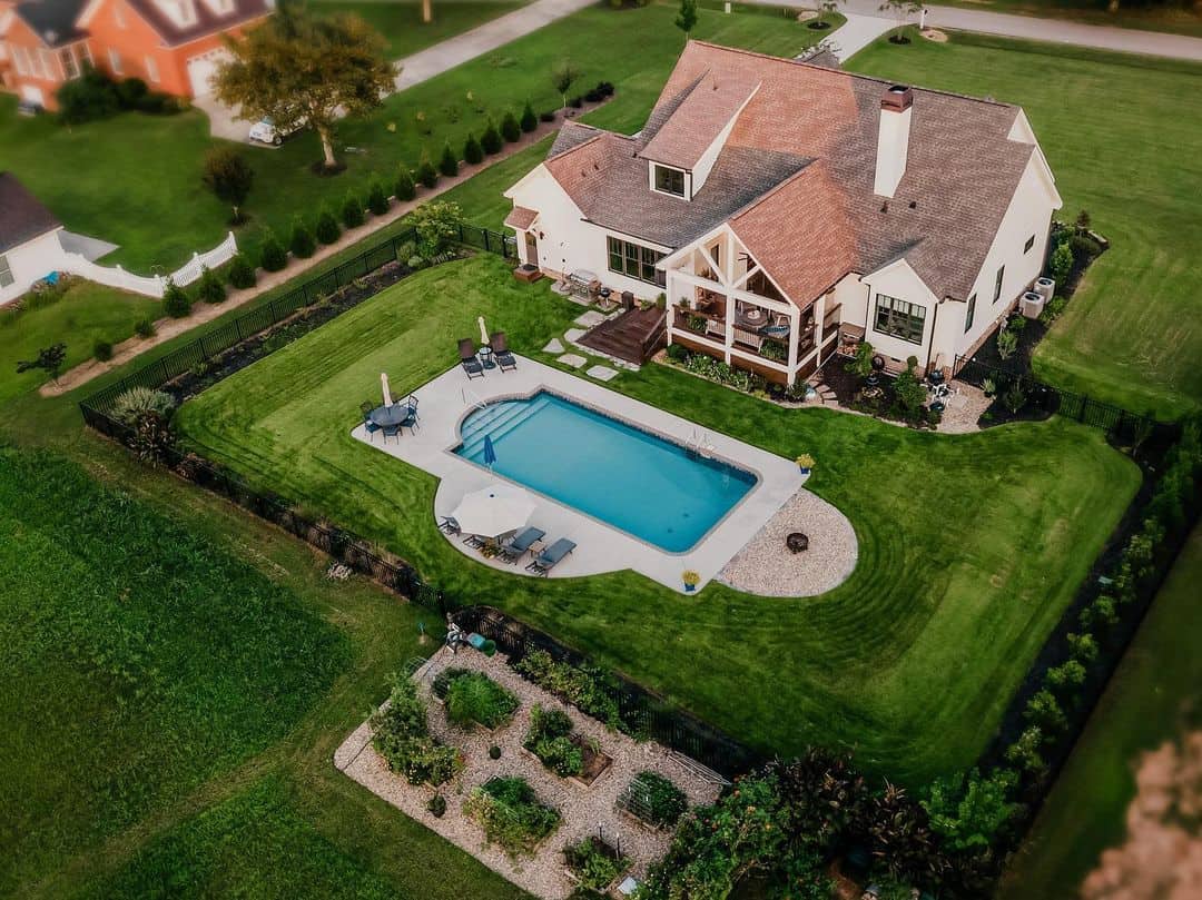 Rectangular Pool With Integrated Steps Creates A Welcoming Entry