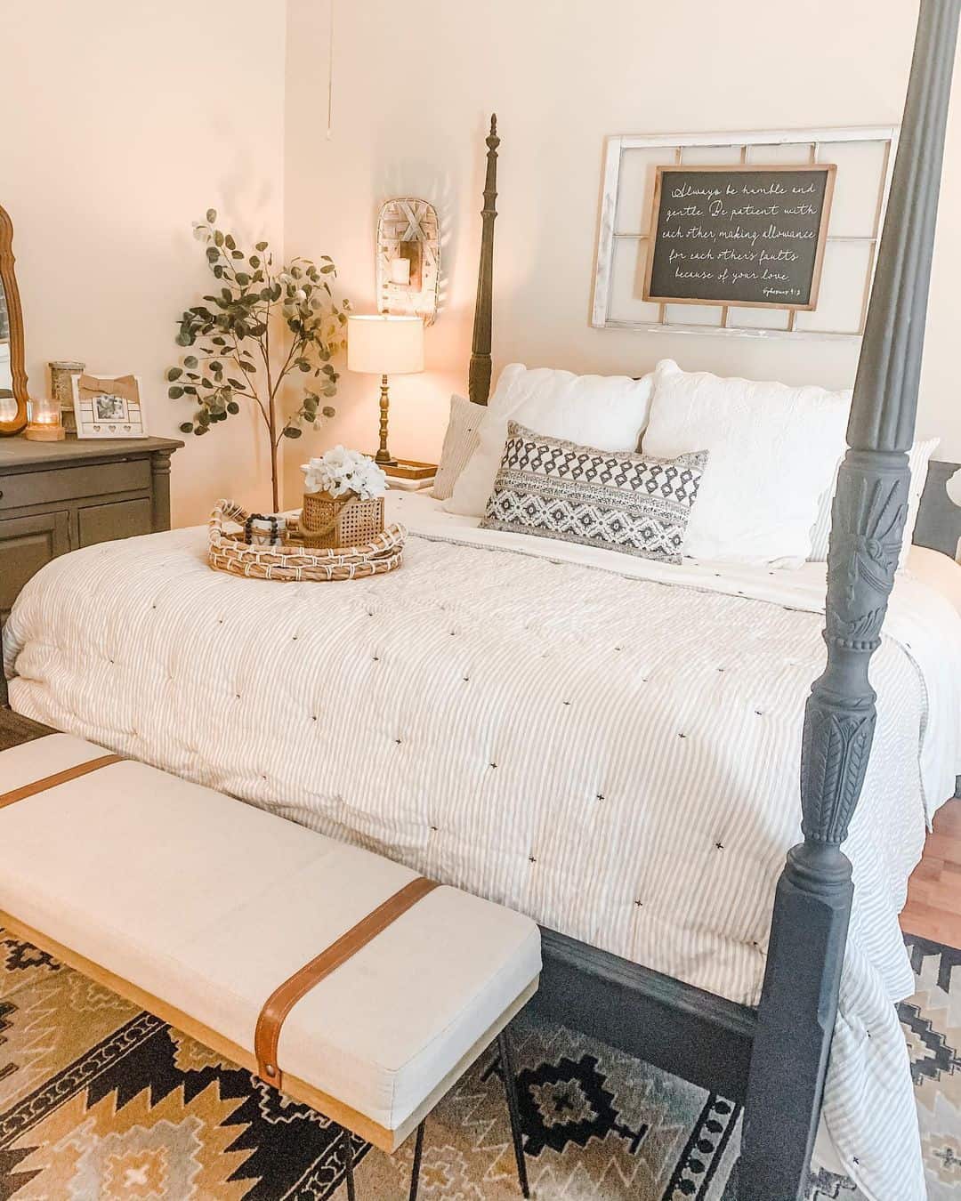 Woven Tray with Flowers Adds a Natural Touch to Bedding
