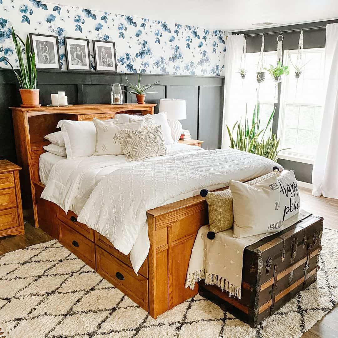 Wooden Bed Frame With Built-In Drawers