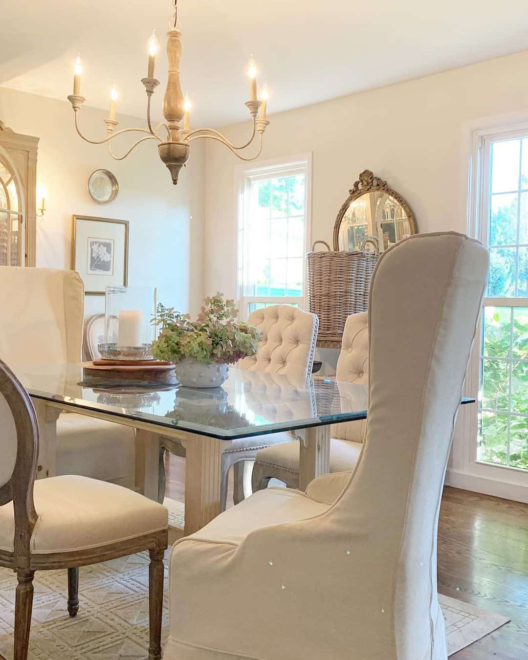 Glass Dining Tabletop Reflects Natural Light and Greenery