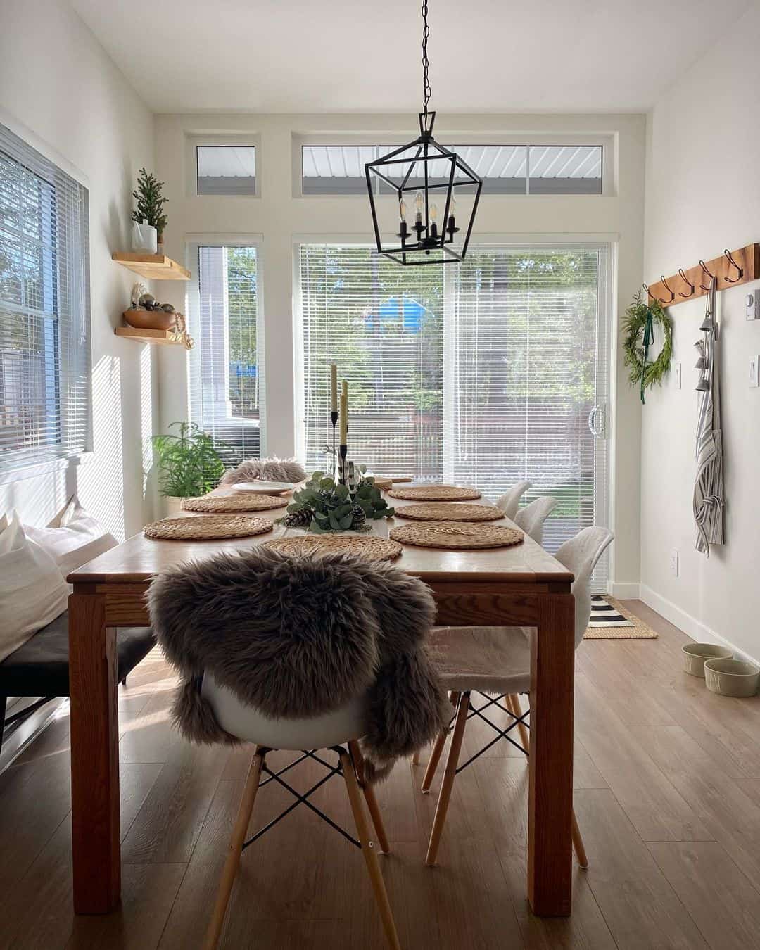 Layer Your Tabletop with Woven Placemats and a Faux Fur Throw