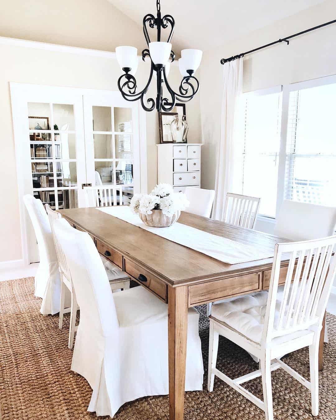 Maximize Storage with a Table Featuring Drawer Pulls
