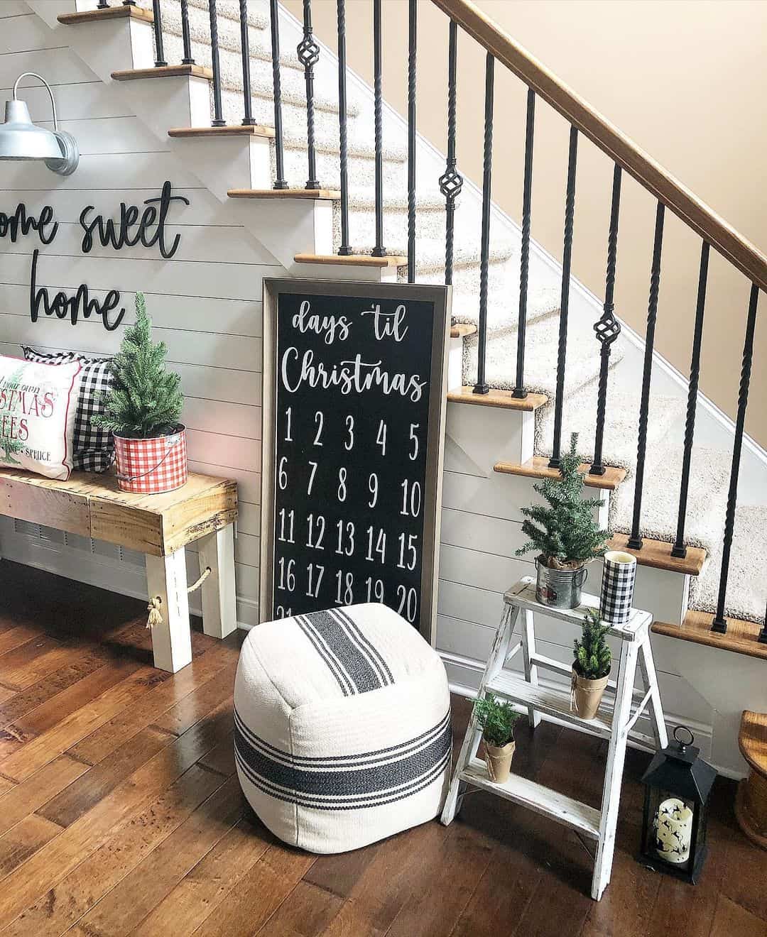 Chalkboard Ladder for Holiday Countdown
