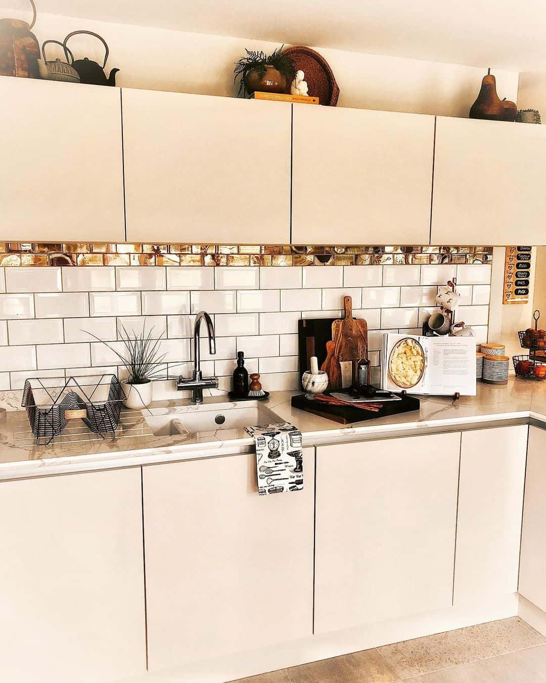Layer Wooden Cutting Boards for Rustic Charm
