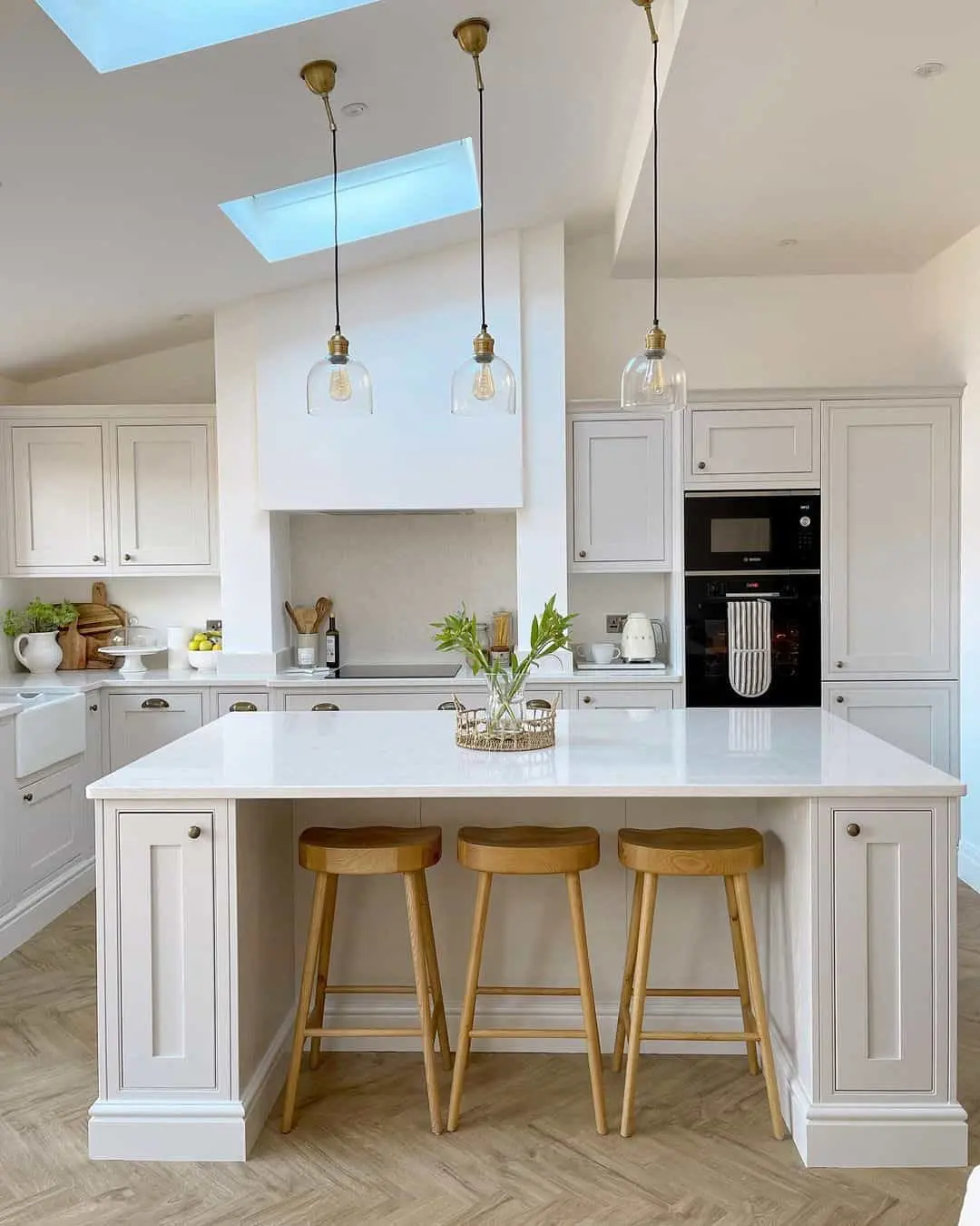 Glass Pendant Lights Add Warm Illumination
