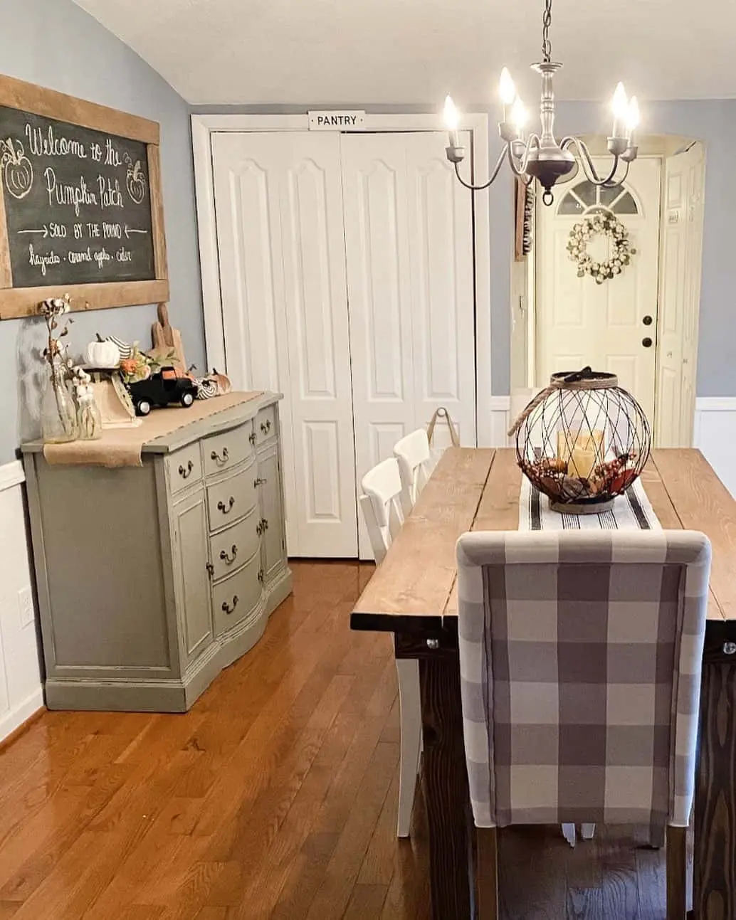 Gingham Upholstered Chairs for Cozy Pattern