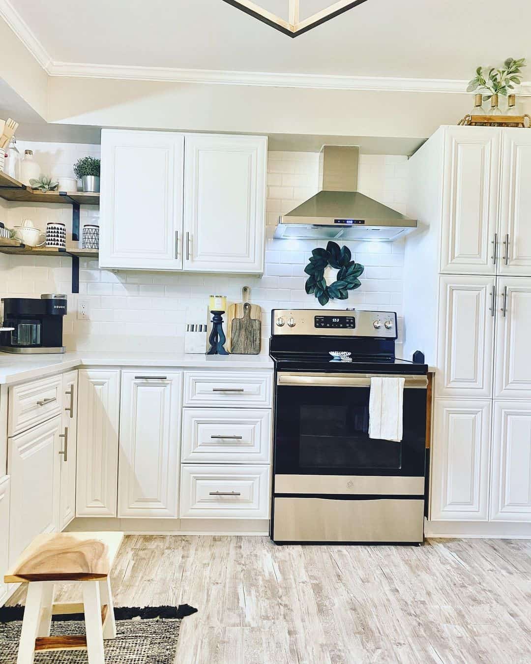 Soften Your Range Hood with a Magnolia Wreath