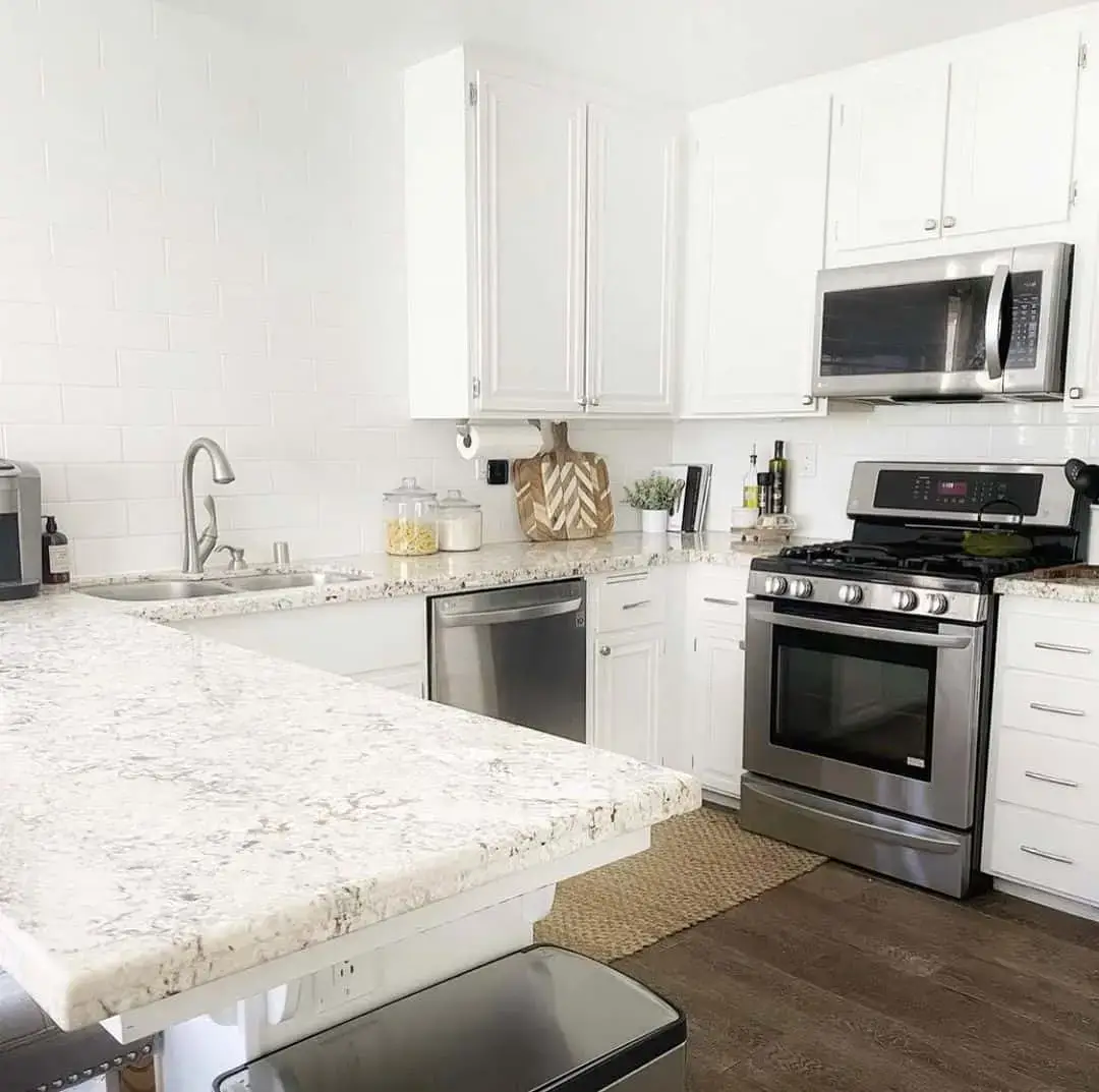 Incorporate Geometric Pattern with a Wooden Cutting Board