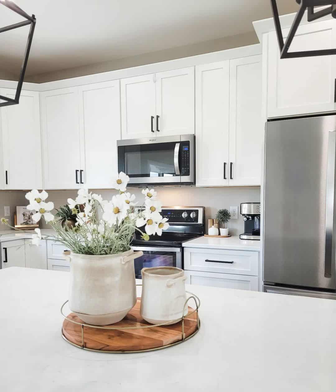 Introduce Soft Texture with Matte Ceramic Vases