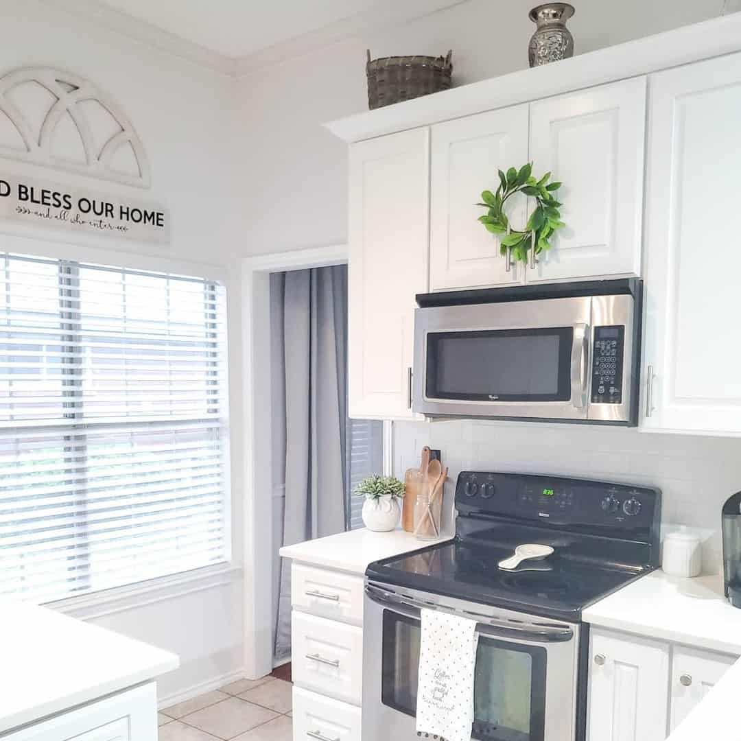 Greenery Wreath Adds a Fresh Touch to Cabinet Doors