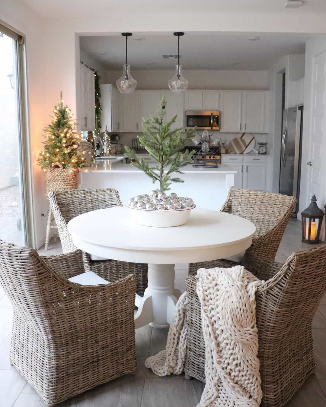 White Round Table With Chunky Knit Throw