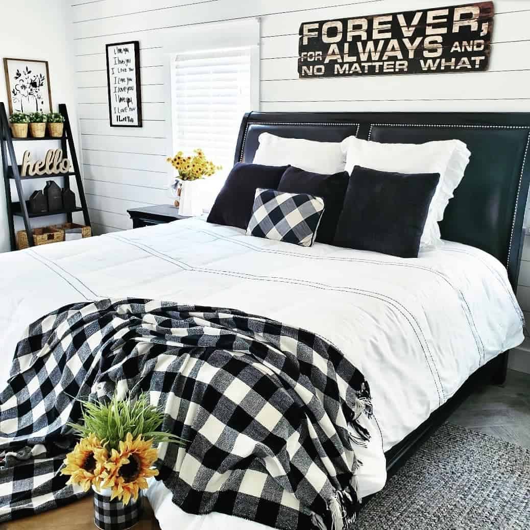 Black and White Buffalo Check Throw Adds Cozy Texture
