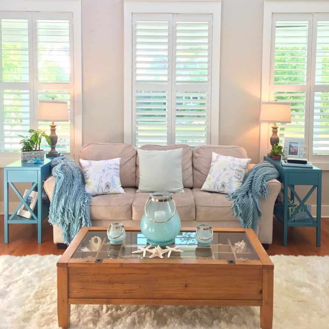 Glass-Top Coffee Table Displays Beach Treasures