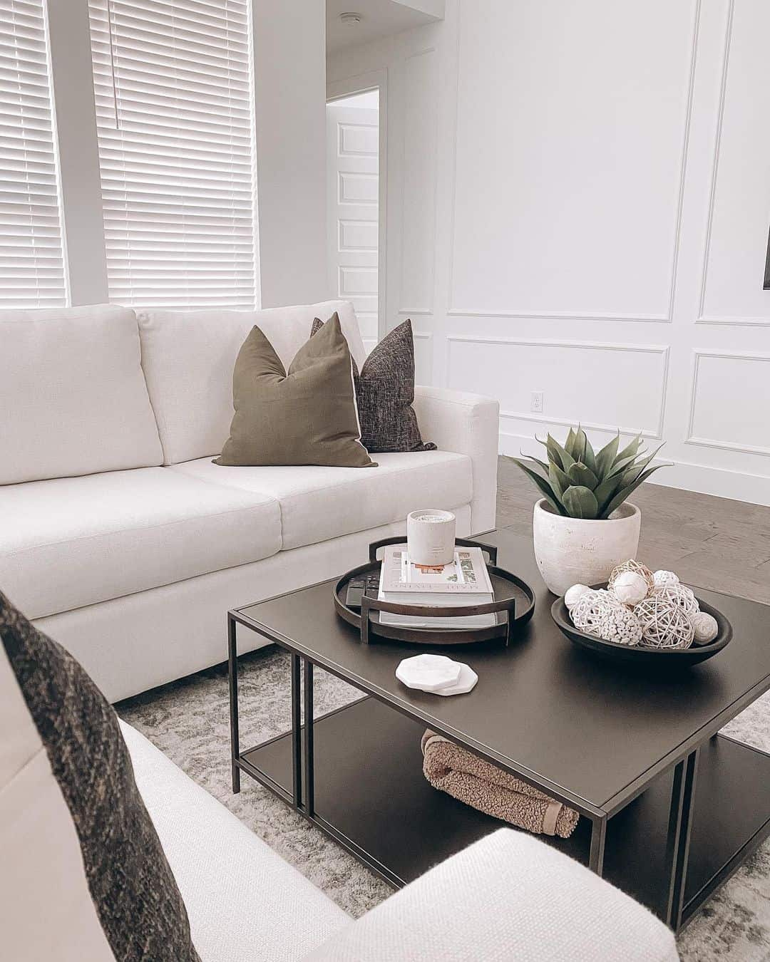 Textured Decorative Balls Add Natural Detail
