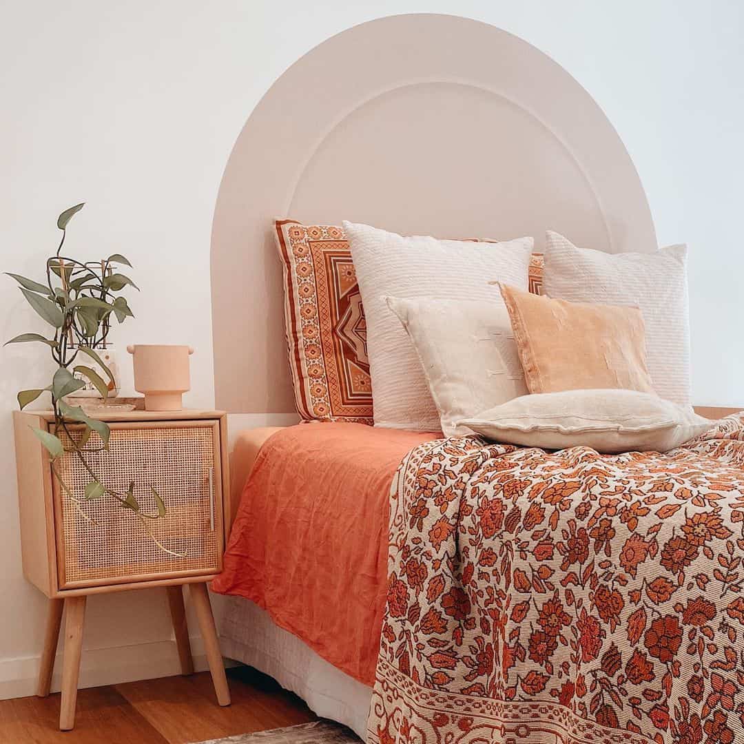 Paint an Arch for Architectural Depth