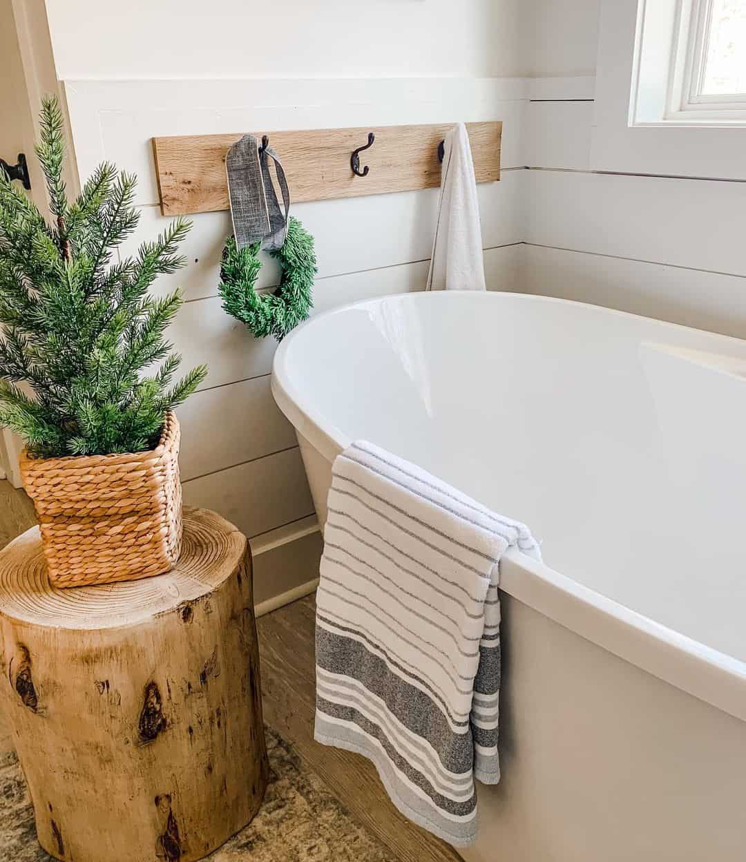 Rustic Coat Rack for Wreaths and Towels