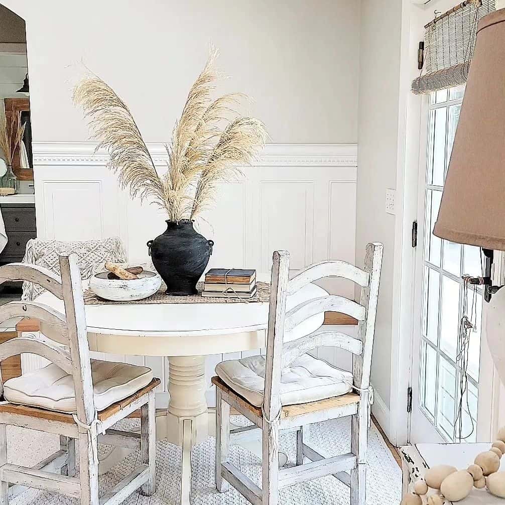 Ground Tall Pampas Grass with a Dark Urn Vase