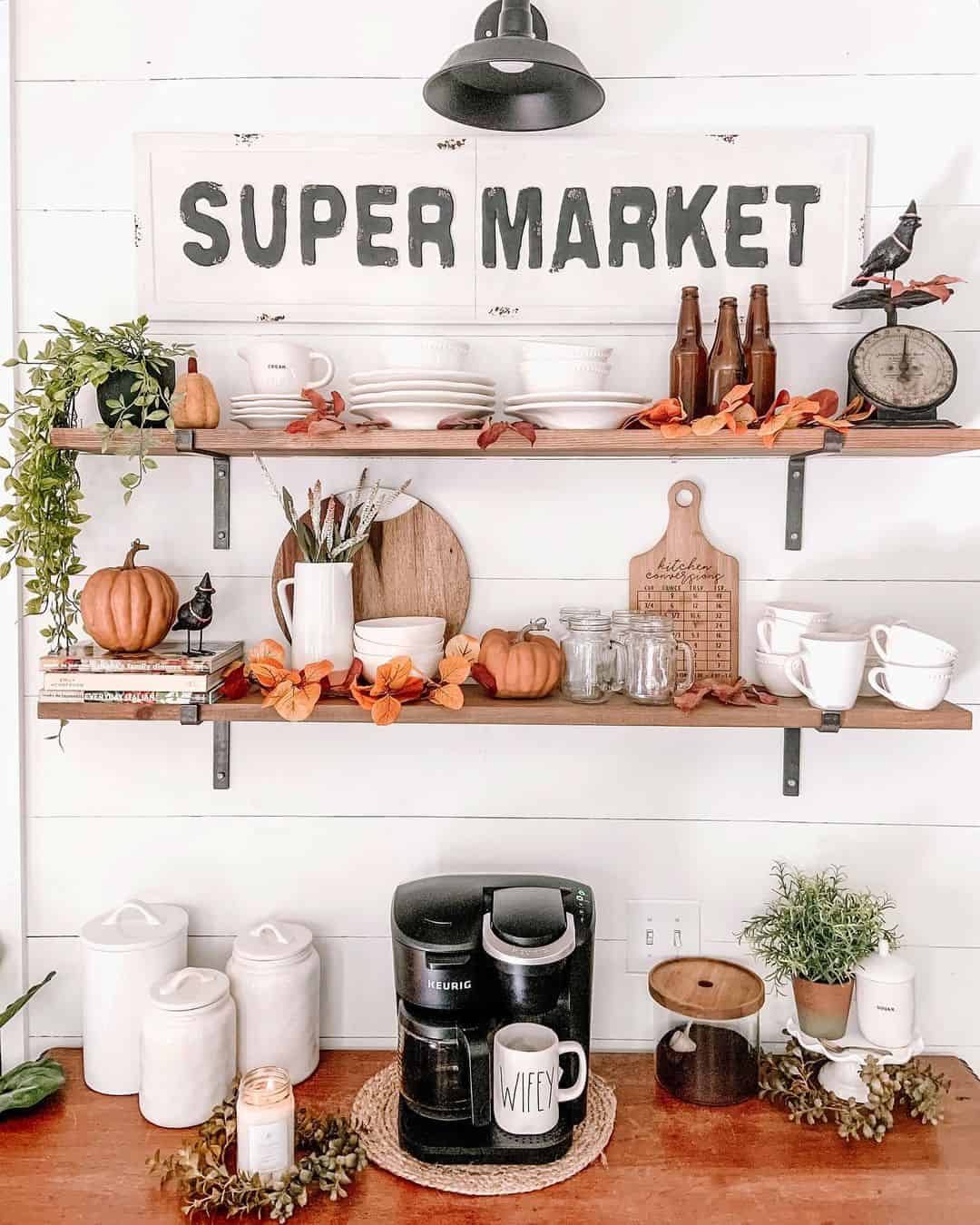 Wooden Cutting Board Displays Kitchen Conversion Chart
