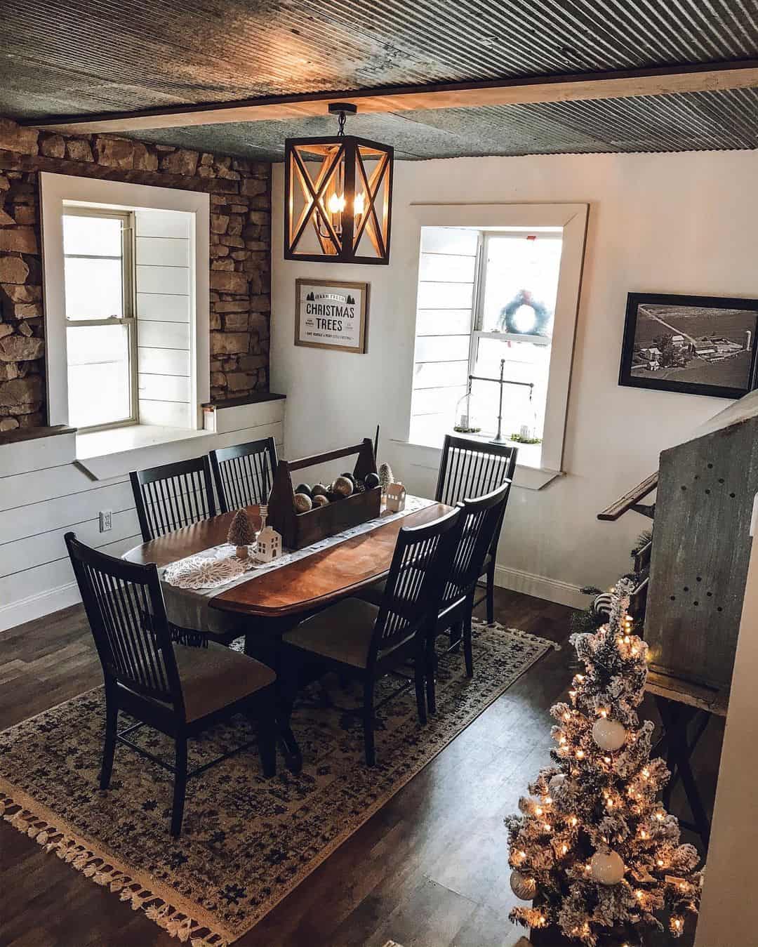 Textured Rug with Tassels