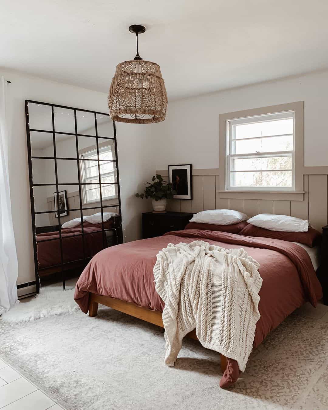 Subtle Two-Tone Paneling for Gentle Separation