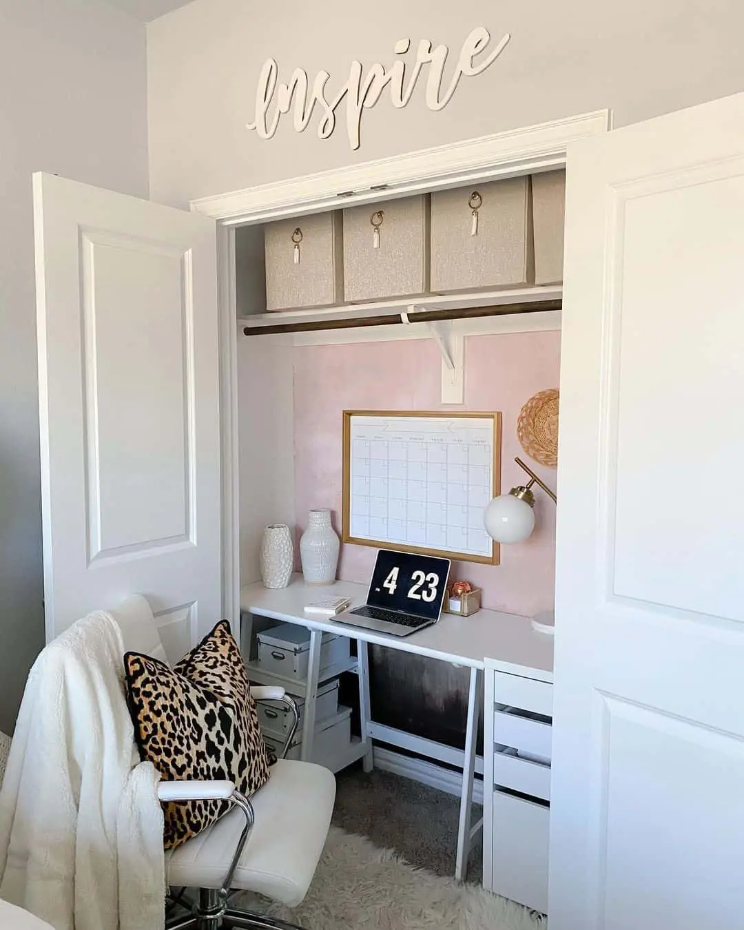 Motivational Touch with a Wall-Mounted 'Inspire' Script