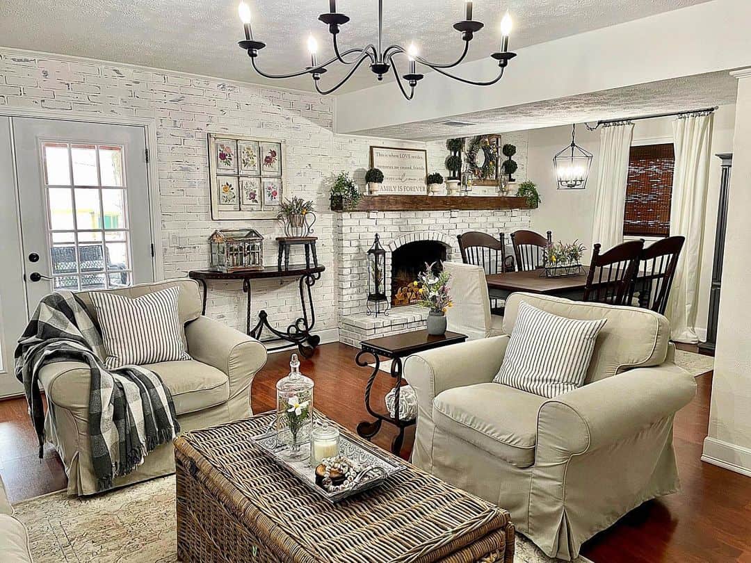 Let a whitewashed brick wall bring rustic charm to your family room