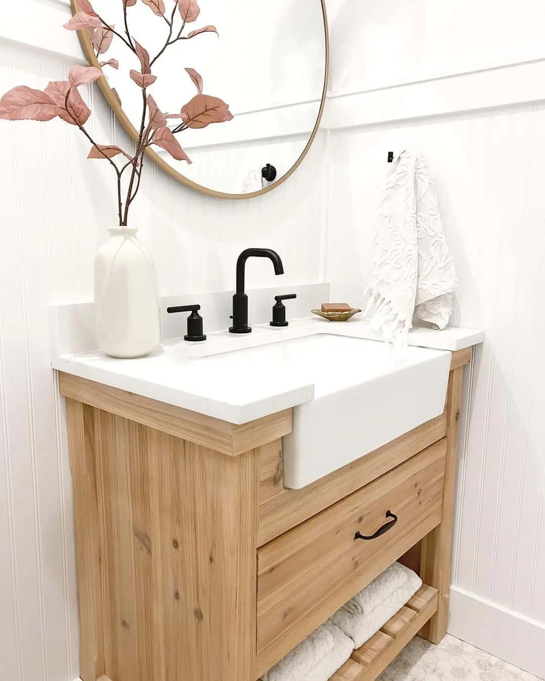 Beadboard Sides and Open Shelving for Classic Storage