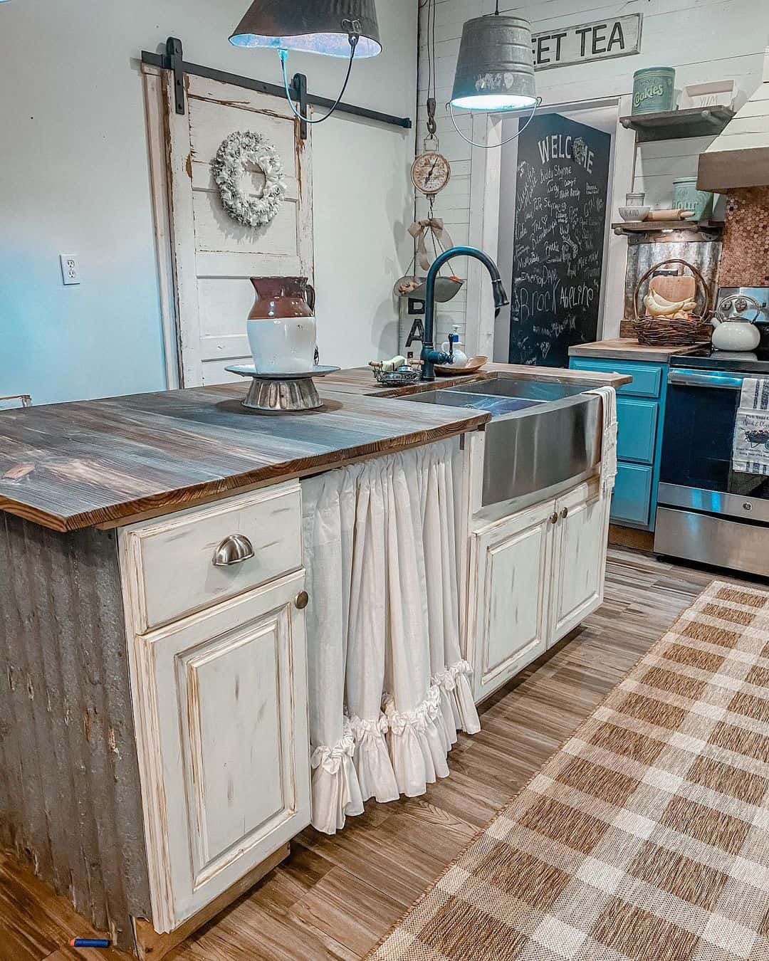 Farmhouse Island Skirt Hides Storage With Ruffled Charm