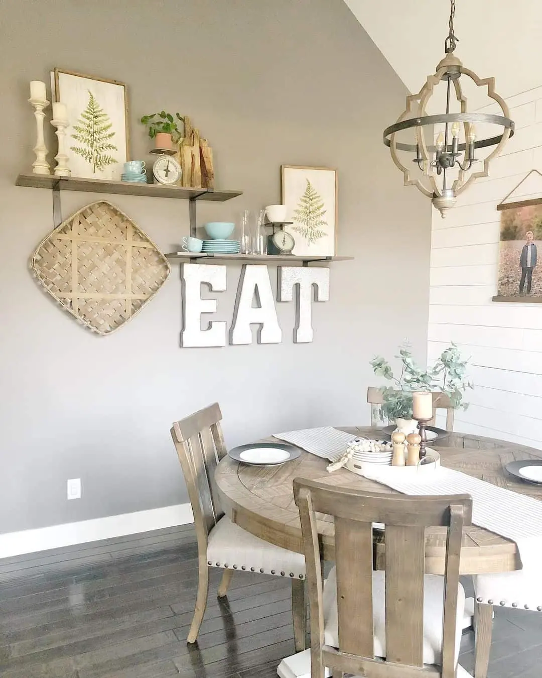 Spell Out 'EAT' with Wooden Letters