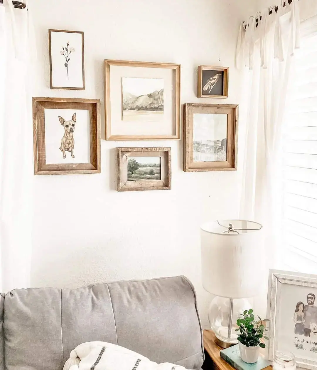 Layer Natural Wood Frames with Diverse Art