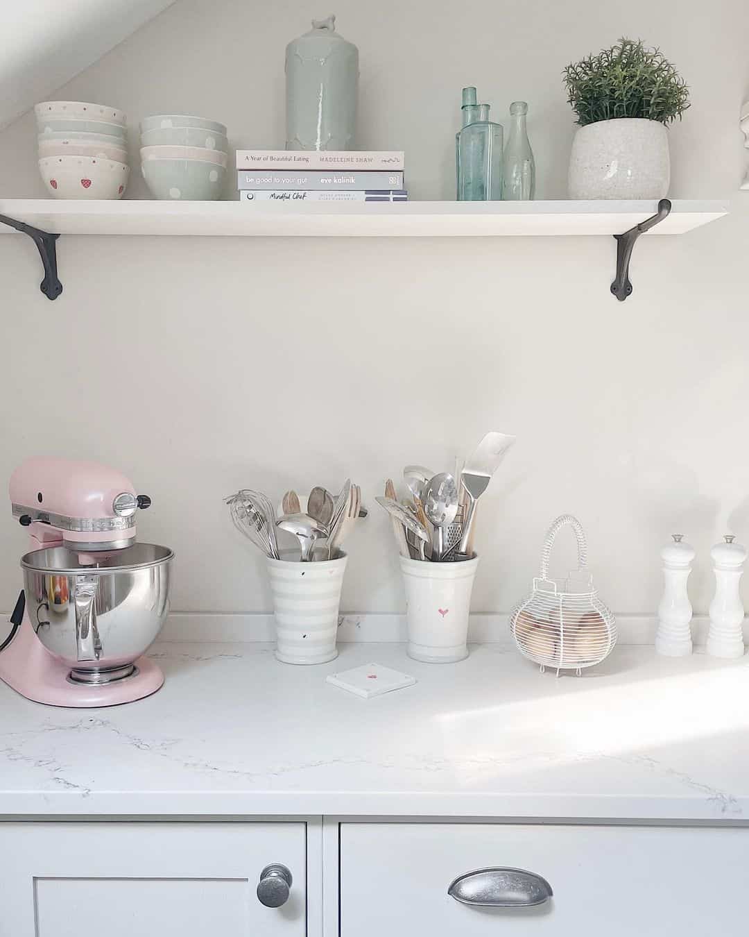 Keep Utensils Accessible with Striped and Heart-Adorned Holders