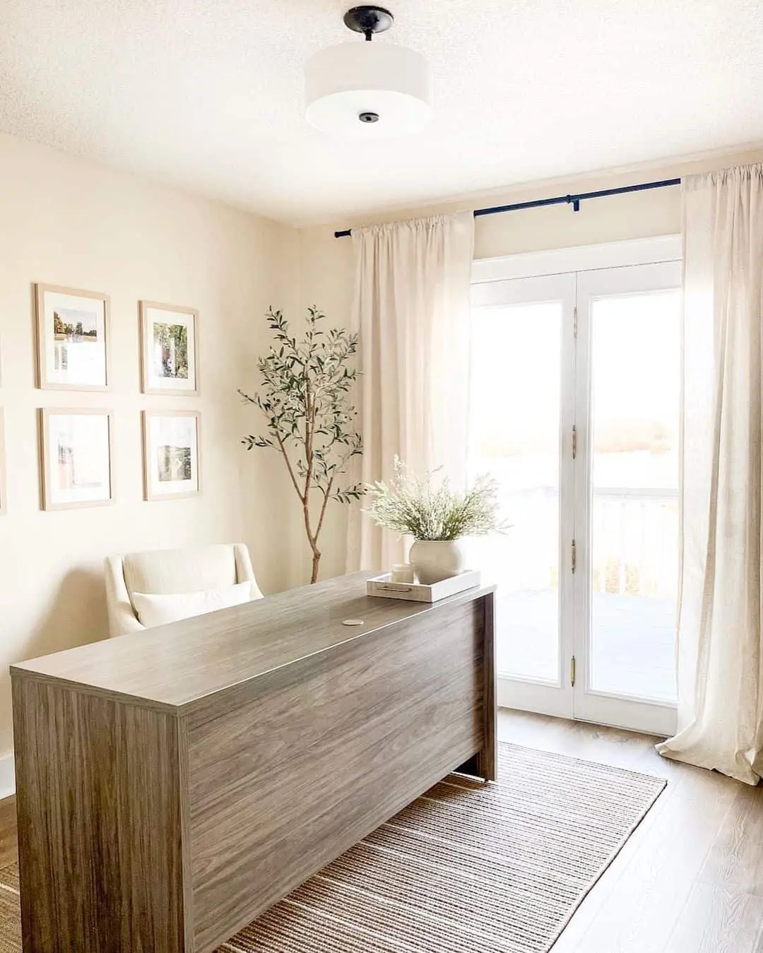 White Tray Organizes Desk Accents for a Clean Look