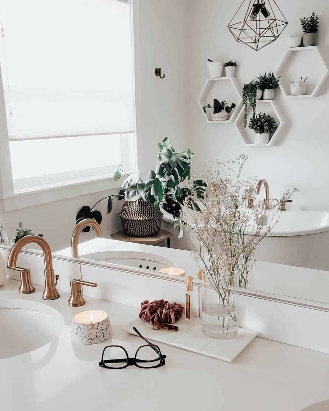 Hexagonal Shelves Add Geometric Interest and Display Space