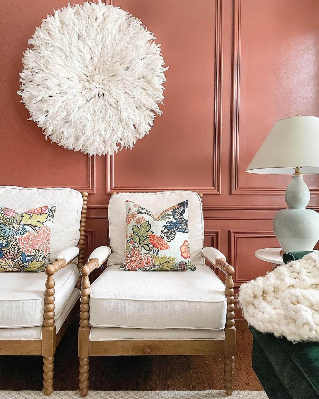 Large White Feather Wall Hanging Adds Soft Texture