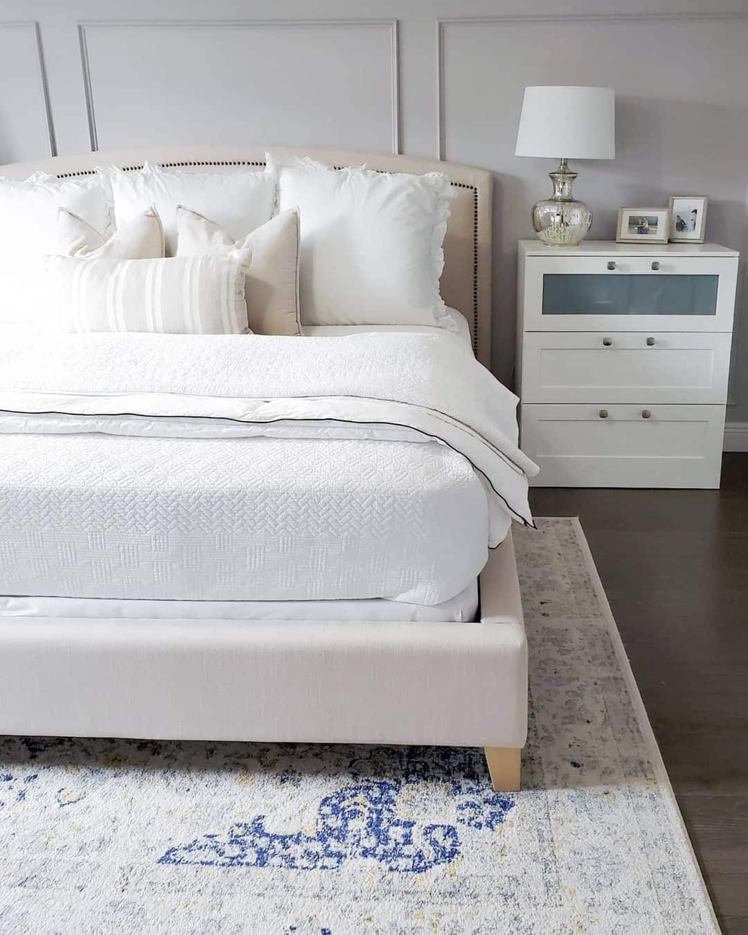Plush White Pillows for an Inviting Bed