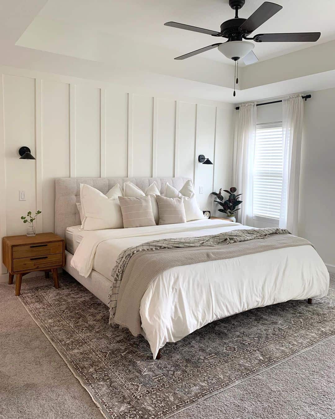 Vertical Panel Molding Creates a Subtle Architectural Statement