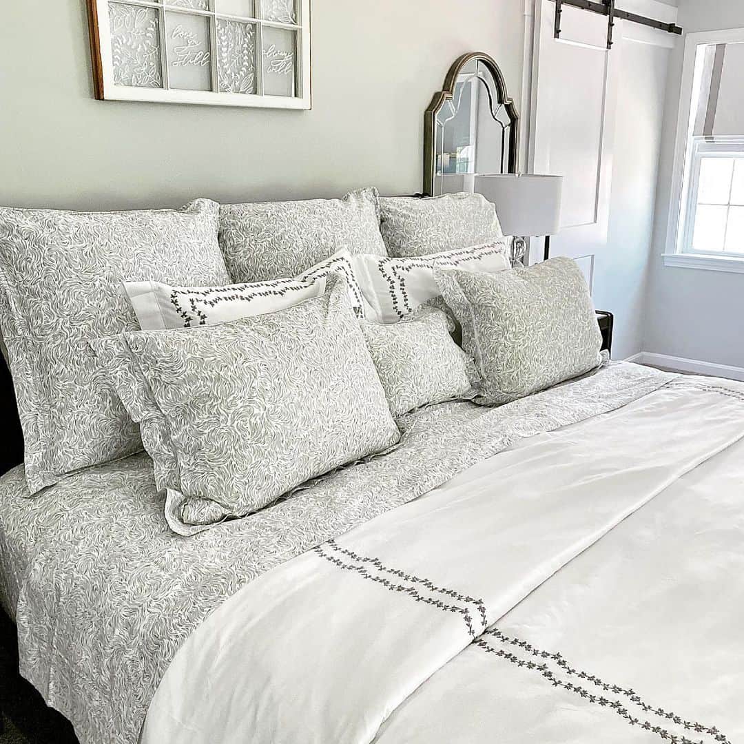 Layered Bedding With Subtle Pattern Play