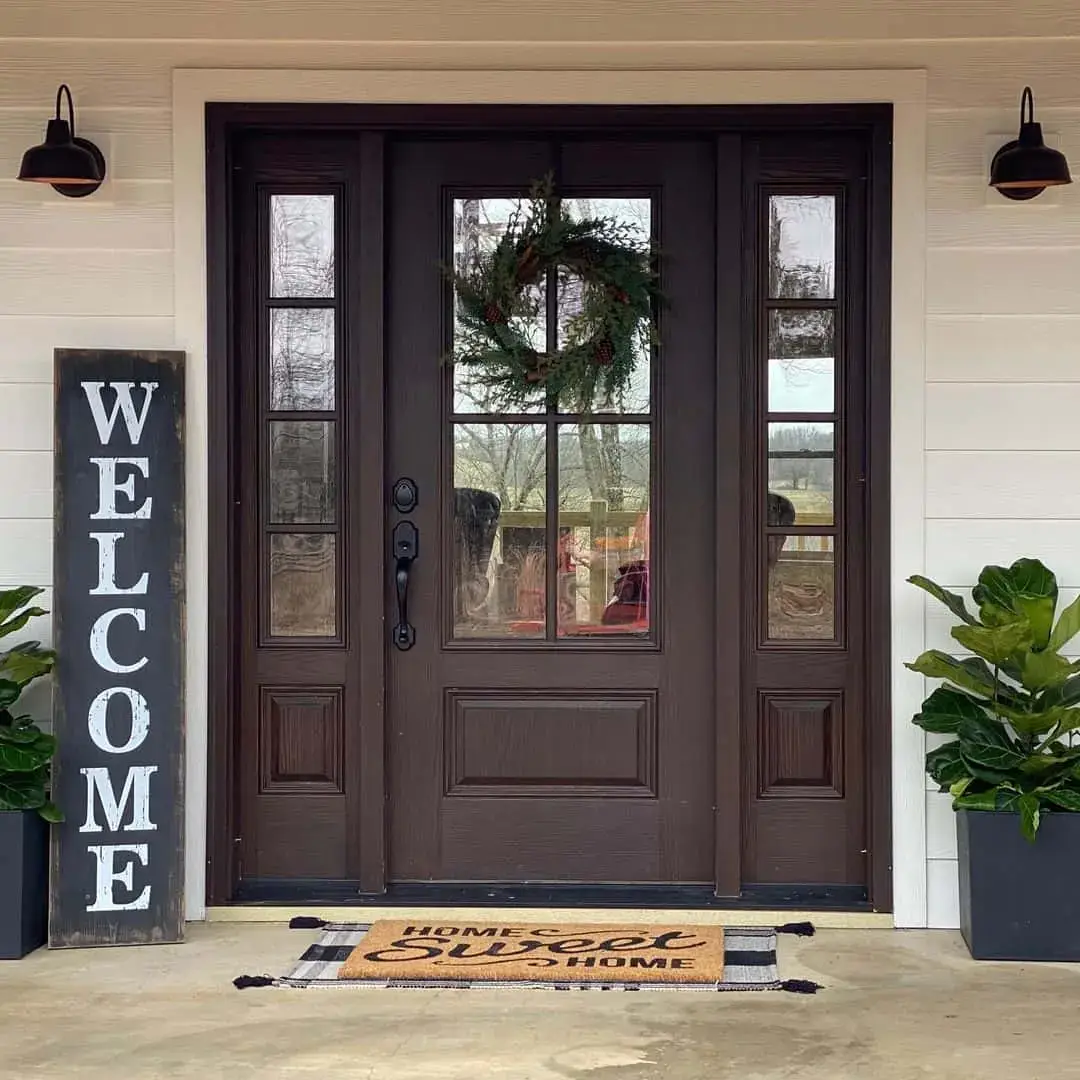 Tall Vertical Sign Welcomes Guests To Your Door