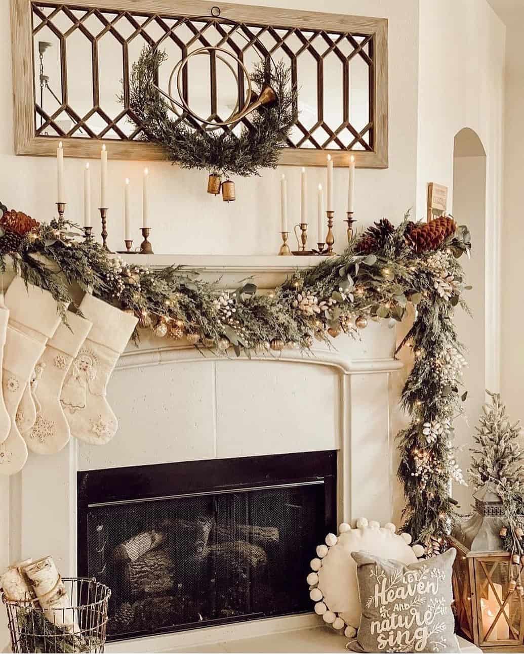 Mirror With Geometric Lattice Frames Holiday Garland