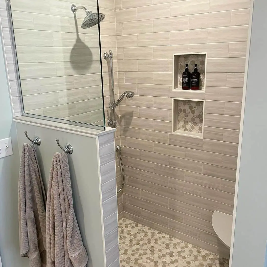 Shower Niches with Geometric Backsplash Accents