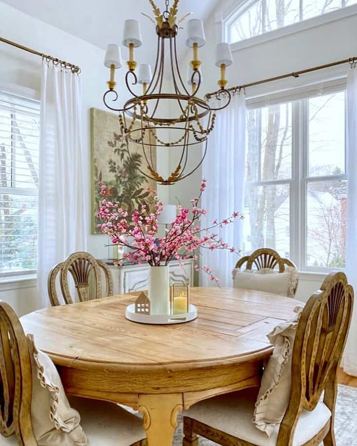 Traditional Charm with Carved Pedestal Legs