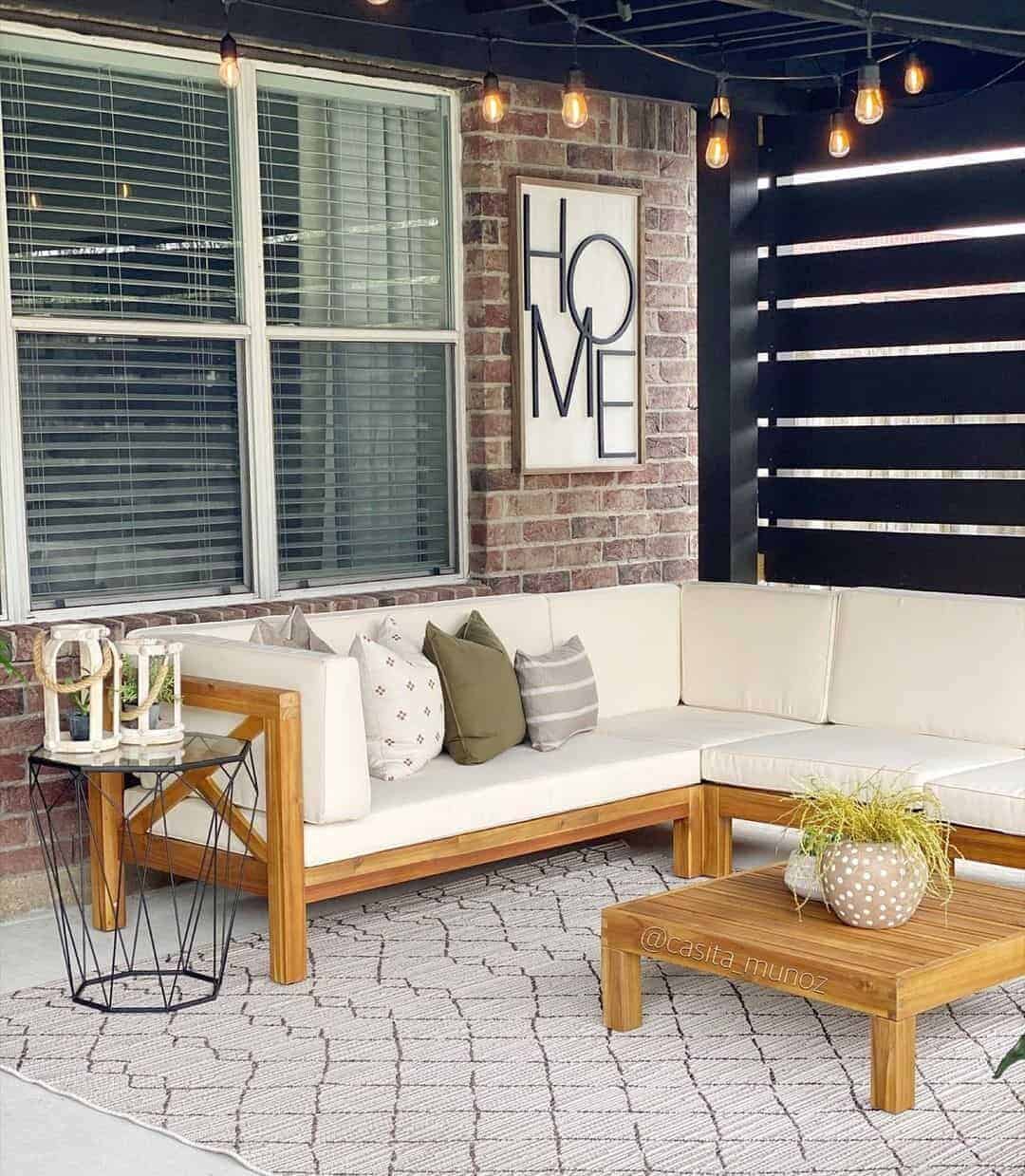 Oversized 'HOME' Sign Creates a Cozy Focal Point