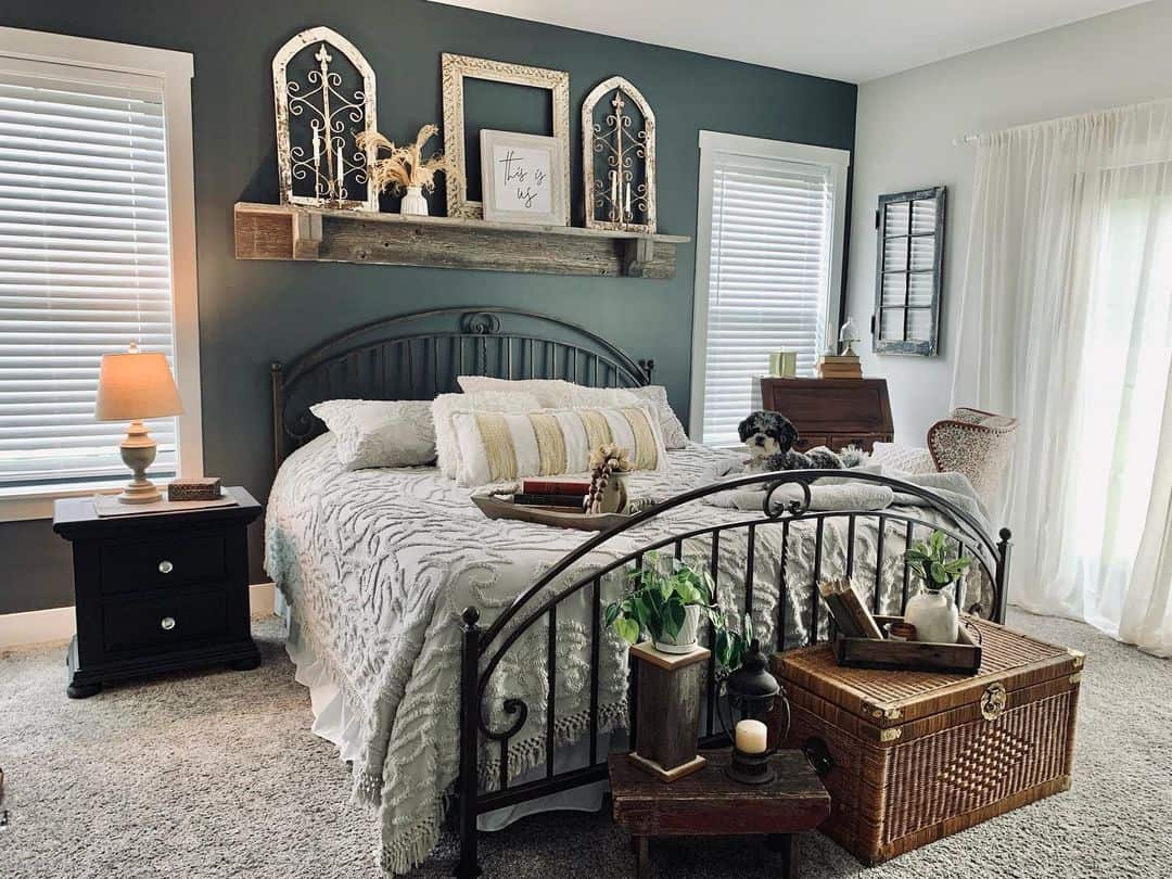 Rustic Shelf with Archway Decor