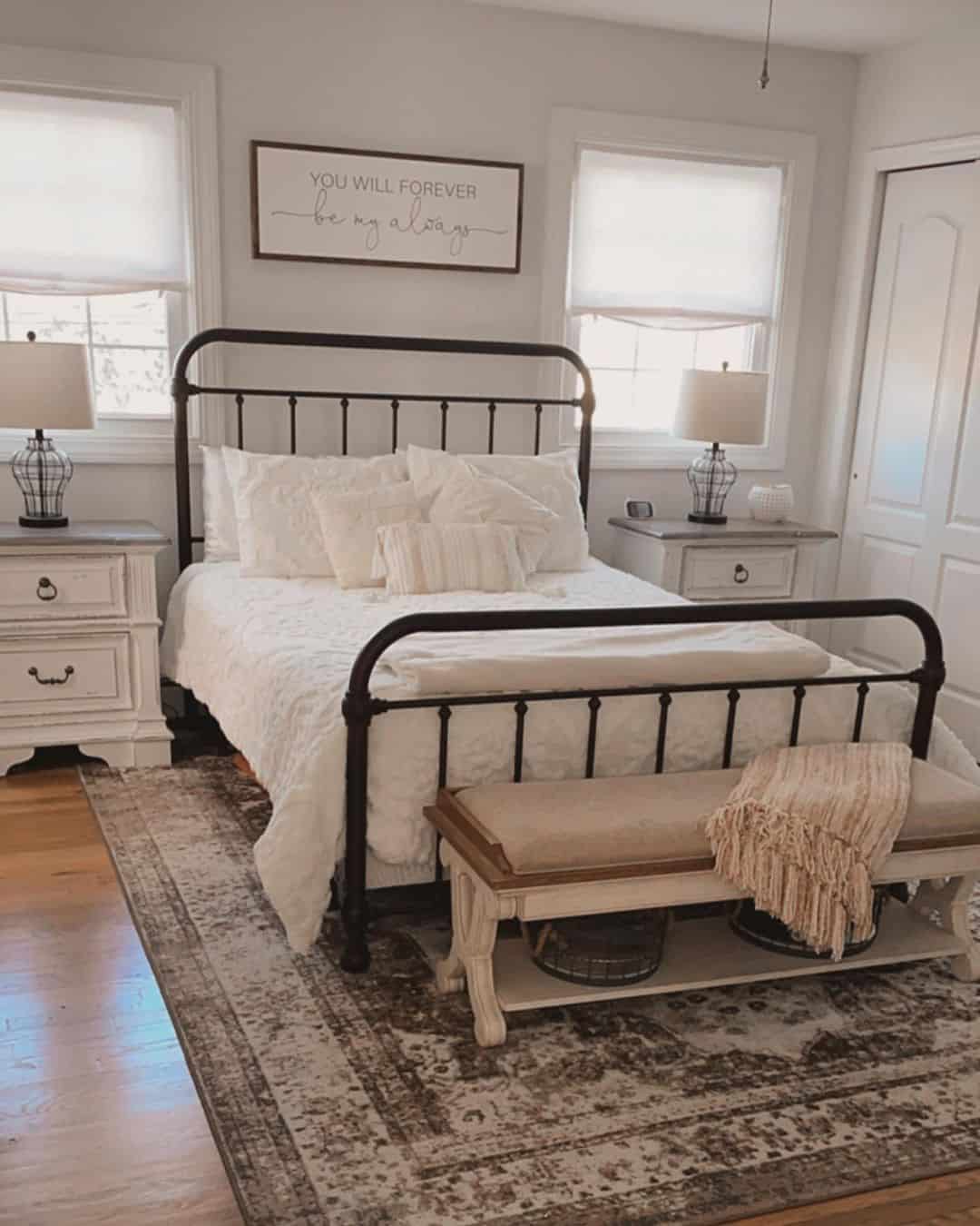 Incorporate Open Storage with a Vintage-Style Bench